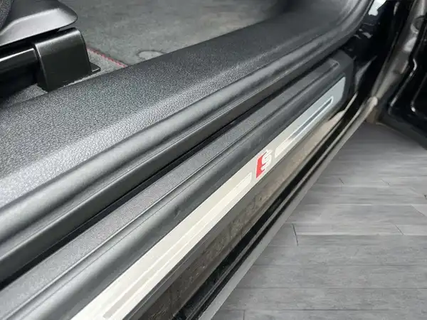AUDI SQ5 (18/23)