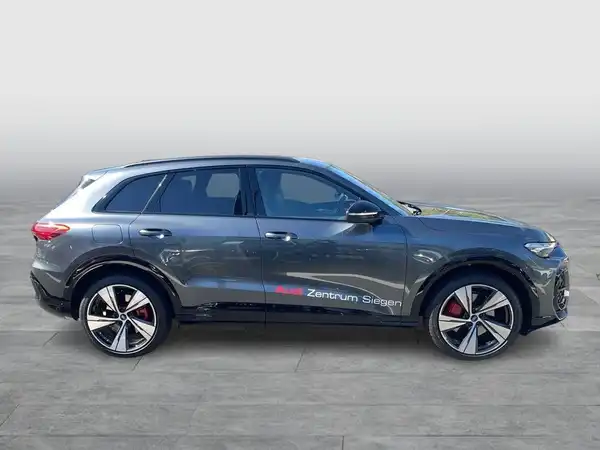 AUDI Q5 (9/24)