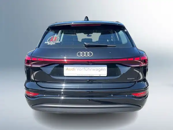 AUDI Q6 E-TRON (4/16)