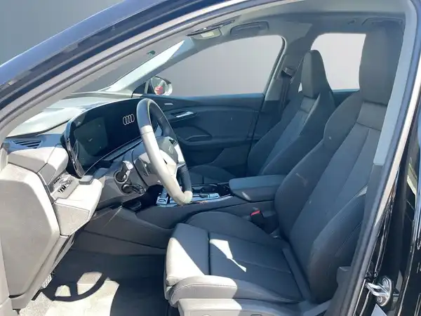AUDI Q6 E-TRON (10/16)