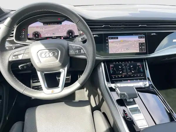 AUDI Q7 (13/22)