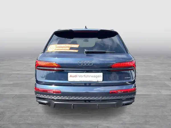 AUDI Q7 (4/22)