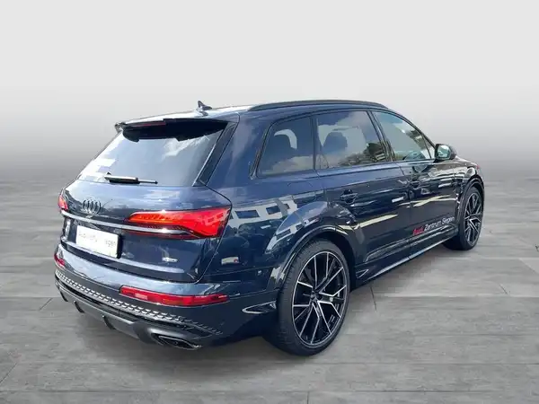 AUDI Q7 (5/22)