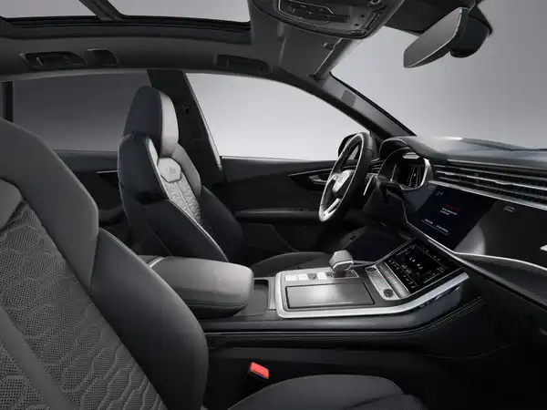 AUDI RS Q8 (9/12)