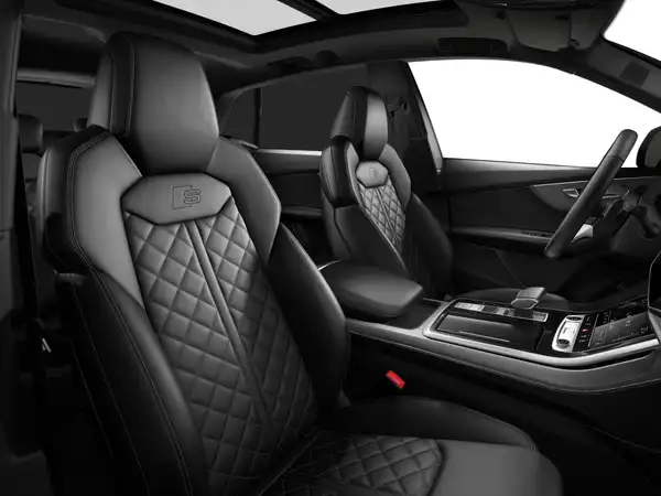 AUDI Q8 (11/13)