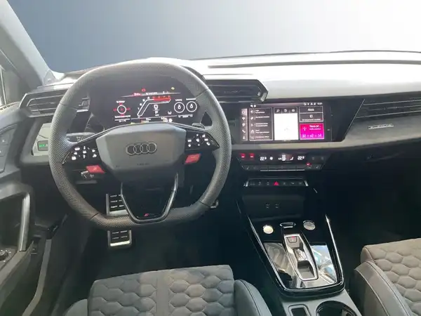 AUDI QUATTRO (12/16)