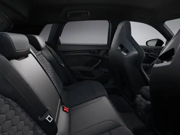 AUDI QUATTRO (11/12)
