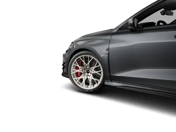 AUDI RS (2/10)