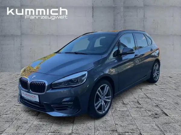 BMW 220 (1/15)