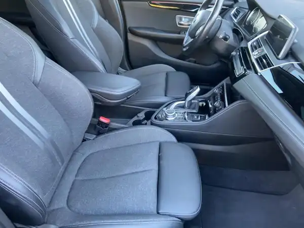 BMW 220 (11/15)