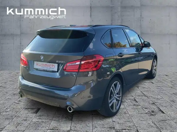 BMW 220 (4/15)