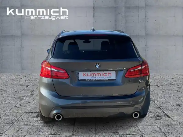 BMW 220 (5/15)