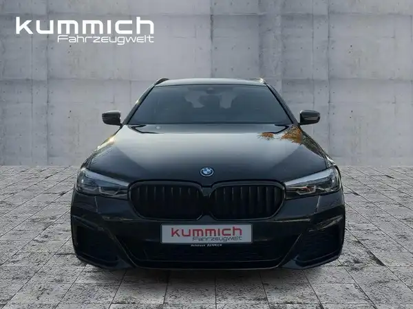 BMW 520 (2/15)