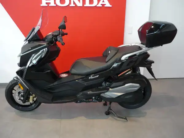 BMW C 400 GT (2/8)