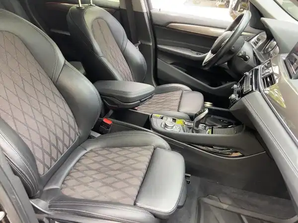 BMW X1 (11/15)