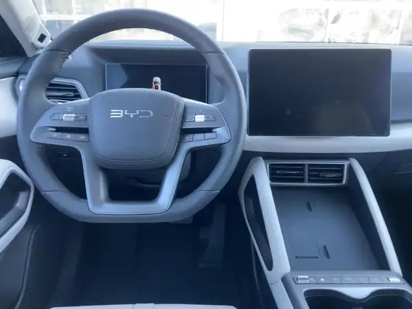 BYD ATTO 2 DM-i Boost (8/15)