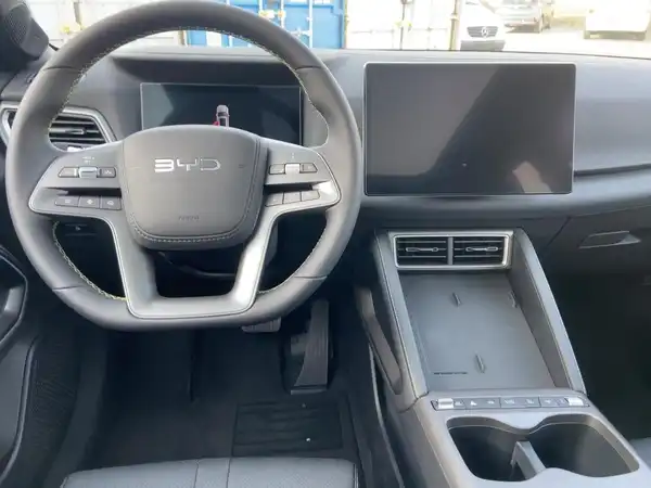 BYD ATTO 2 DM-i Boost (8/15)
