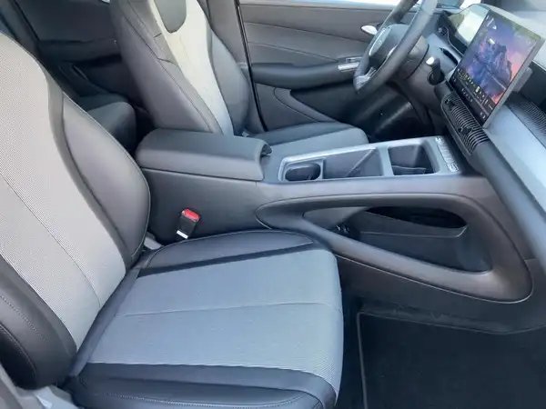 BYD DOLPHIN G DM-i Comfort (11/15)