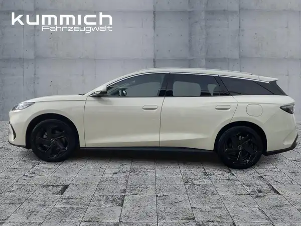 BYD SEAL 6 DM-i Touring Comfort (6/15)