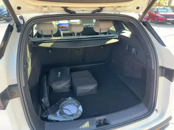 BYD SEAL 6 DM-i Touring Comfort Lite (13/15)