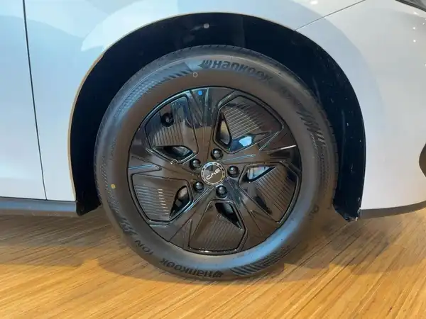BYD SEAL 6 DM-i Touring Boost (7/15)