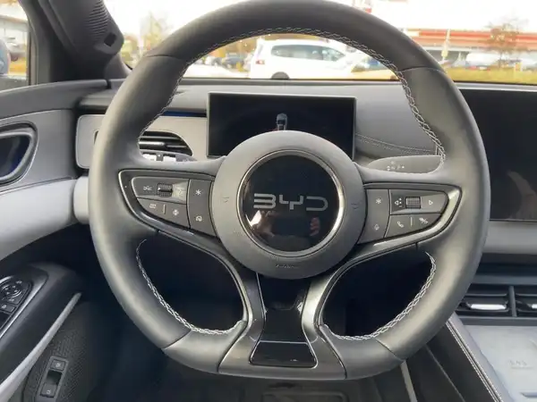 BYD SEAL 6 DM-i Touring Comfort Lite (9/15)
