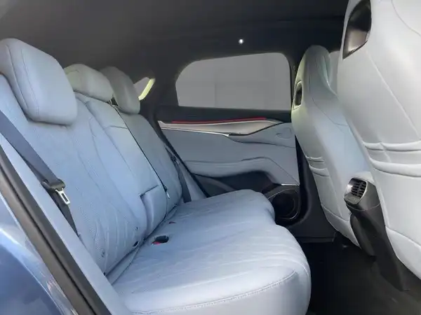 BYD SEALION 7 Comfort (12/15)