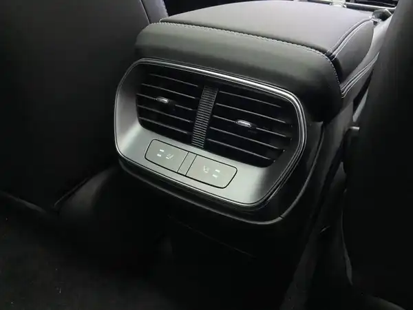 BYD SEALION 7 Design AWD 82,5kWh 530PS (12/15)