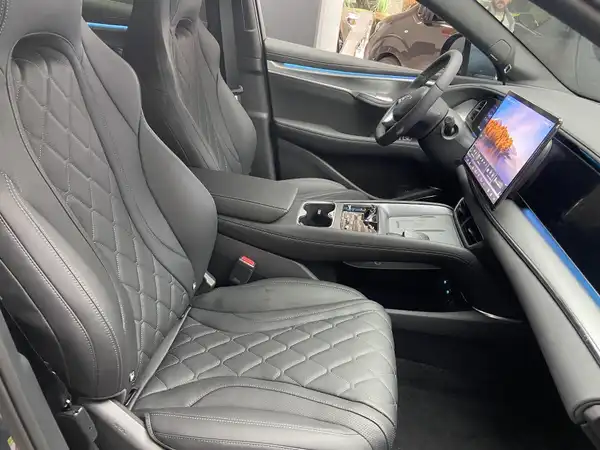 BYD SEALION 7 Design AWD 82,5kWh 530PS (8/15)
