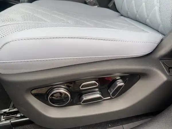 BYD SEALION 7 Comfort (14/15)