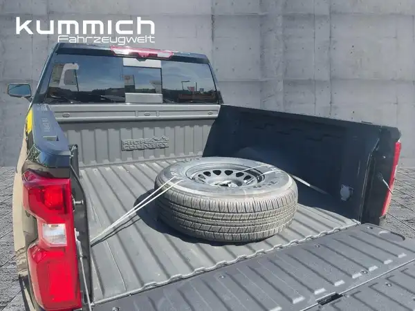 CHEVROLET SILVERADO (13/15)