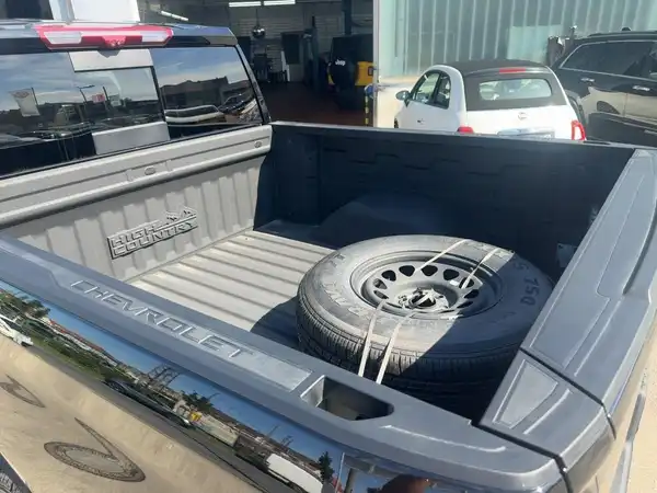 CHEVROLET SILVERADO (13/15)