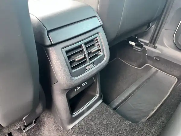 CUPRA ATECA (16/21)