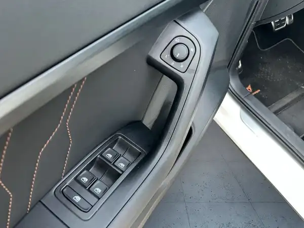 CUPRA ATECA (17/21)