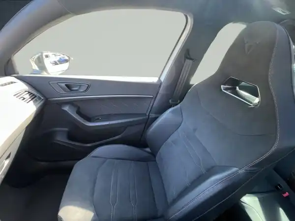 CUPRA ATECA (18/27)