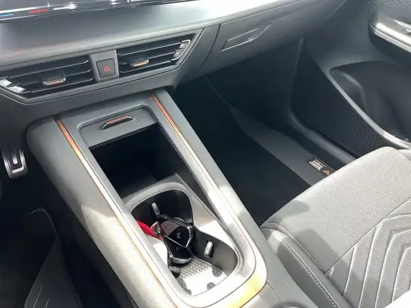 CUPRA BORN (20/22)