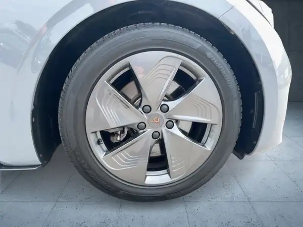 CUPRA BORN (7/22)