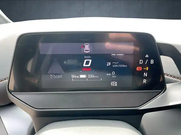 CUPRA BORN (10/22)