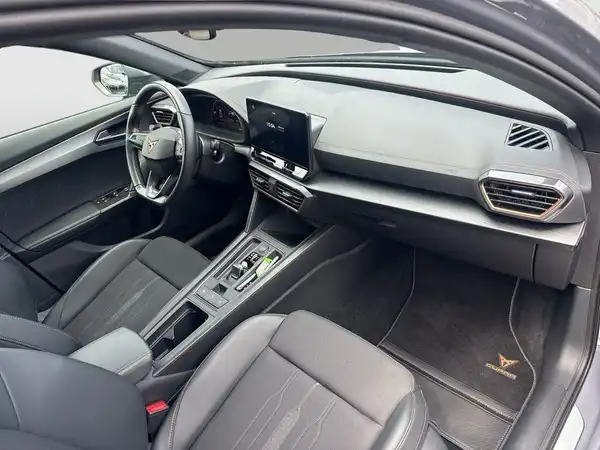 CUPRA FORMENTOR (13/17)