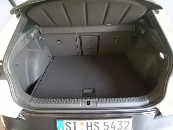 CUPRA FORMENTOR (5/14)