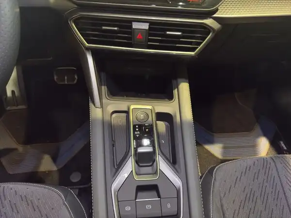 CUPRA FORMENTOR (15/20)