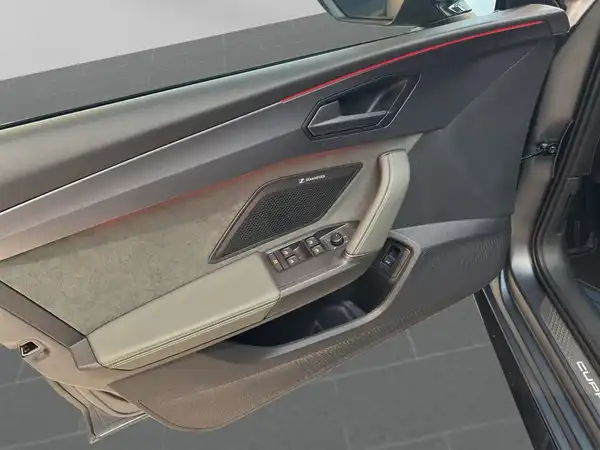 CUPRA LEON SPORTSTOURER (6/17)