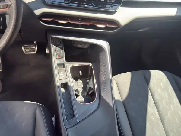 CUPRA TERRAMAR (15/19)