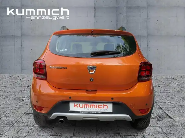 DACIA SANDERO (5/15)