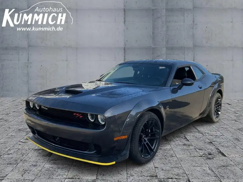 DODGE CHALLENGER R/T (1/16)