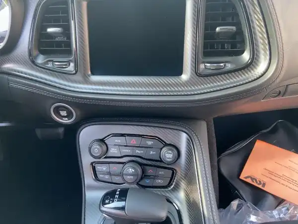 DODGE CHALLENGER R/T (10/15)