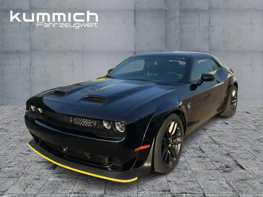 DODGE CHALLENGER HELLCAT WIDEBODY (1/16)