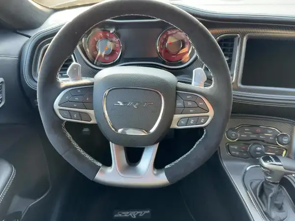 DODGE CHALLENGER HELLCAT WIDEBODY (9/15)