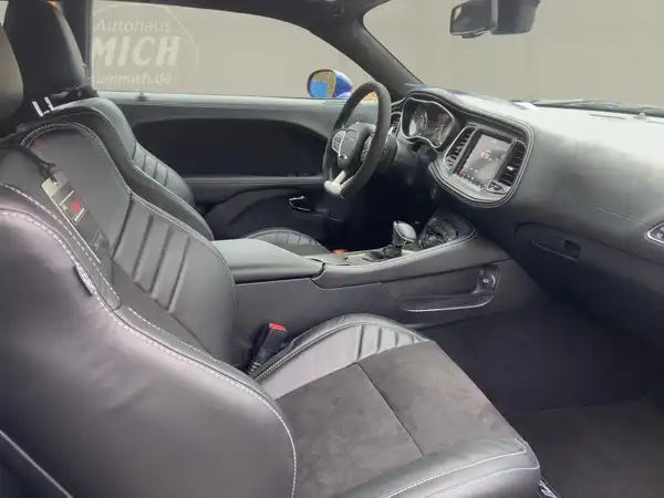 DODGE CHALLENGER HELLCAT WIDEBODY (11/15)