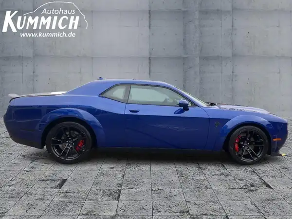 DODGE CHALLENGER HELLCAT WIDEBODY (3/15)